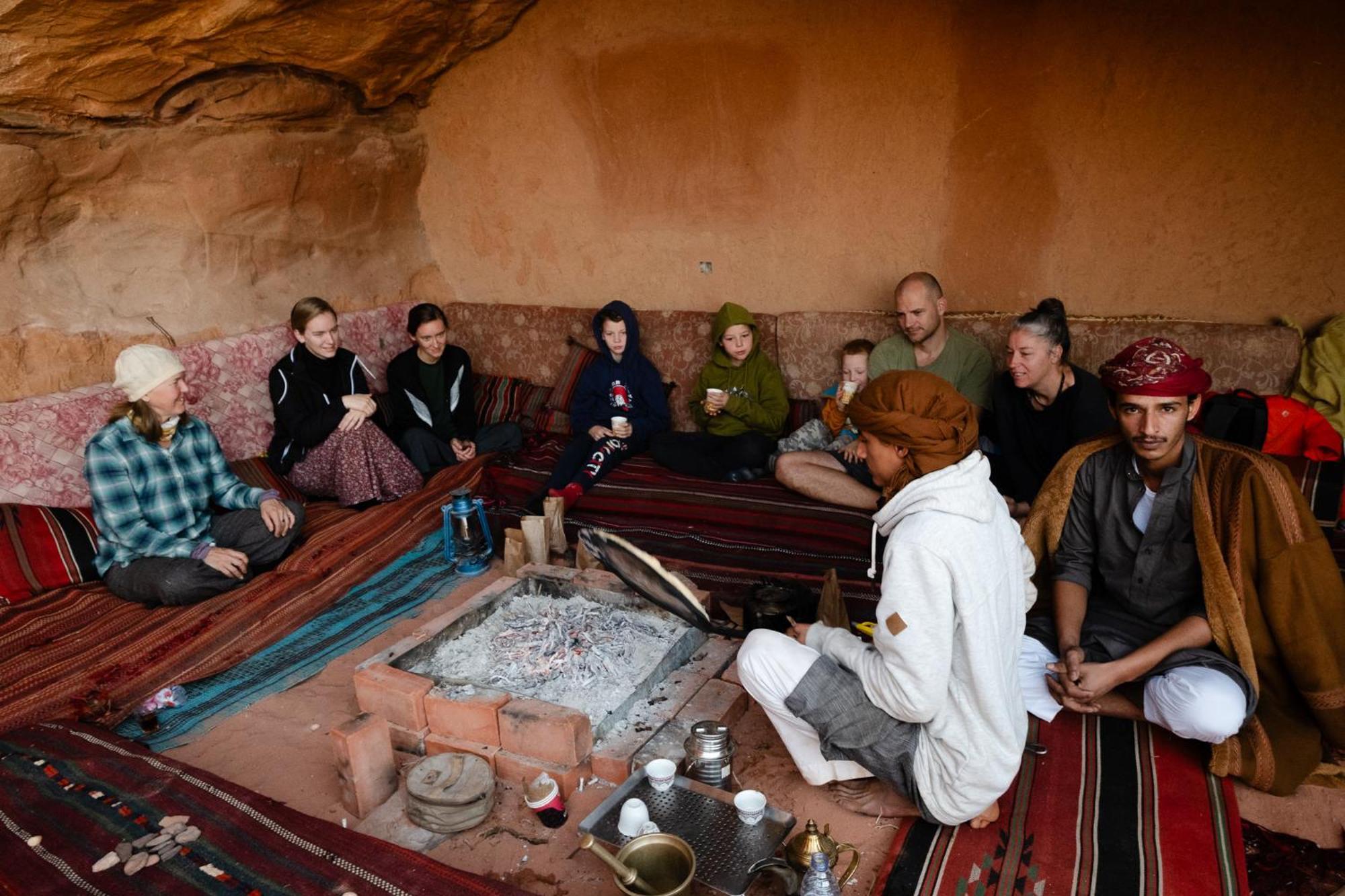 Wadi Rum Cave Camping Extérieur photo
